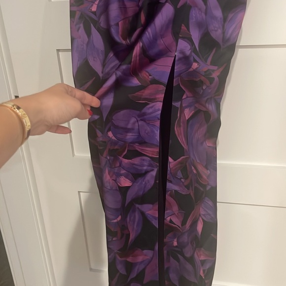 Milly dress - Picture 3 of 3